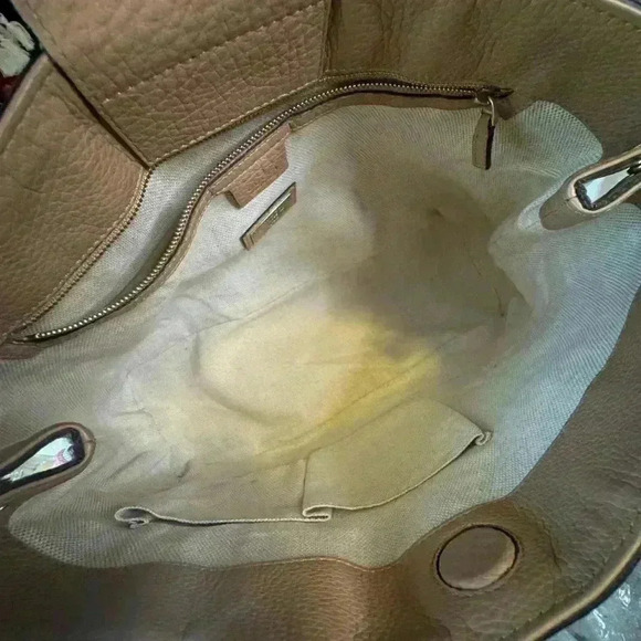 Gucci Vintage Medium Floral Camvas Pink/Beige Leather Tote Bag. - Picture 14 of 15